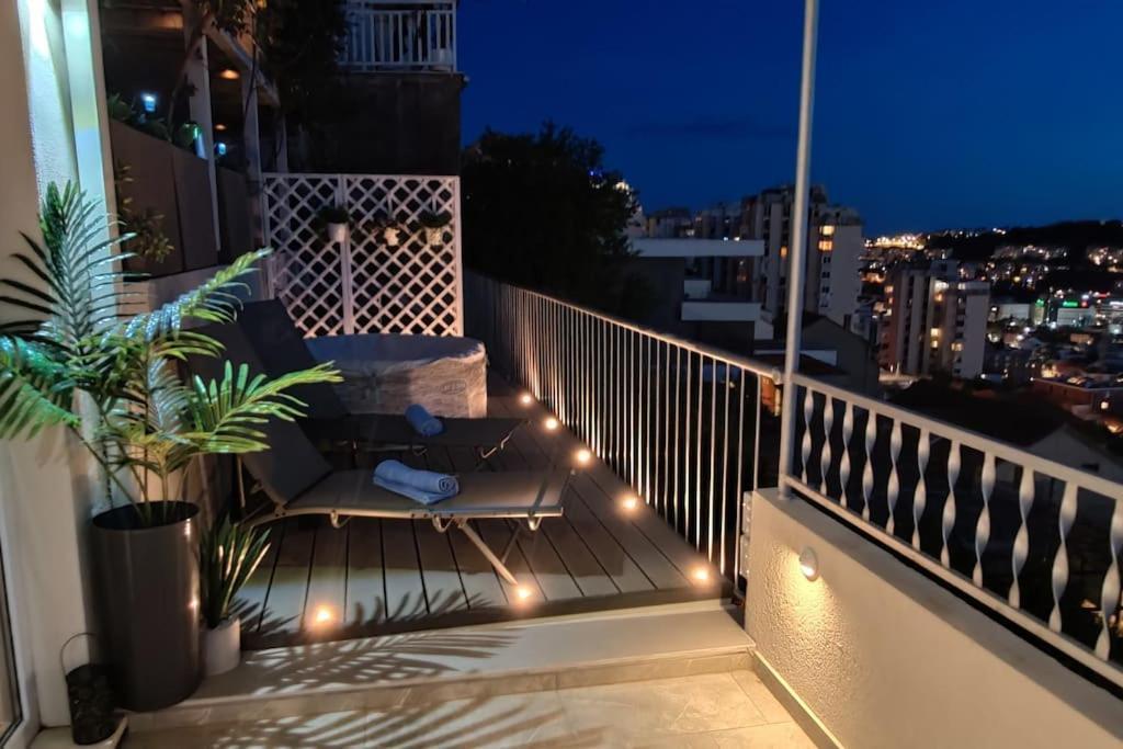 Appartamento Kate'S Studio With An Amazing View Ragusa Esterno foto
